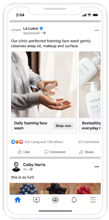 Facebook Ad Format carousel